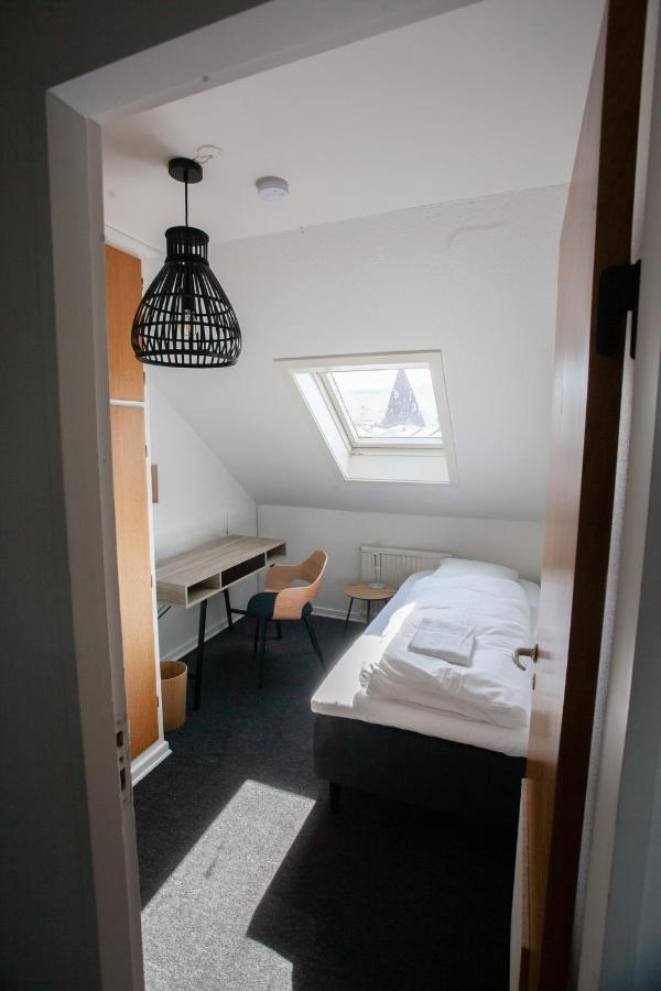 The Bird / Guesthouse / 10 Min Walk Downtown Tórshavn Exterior foto